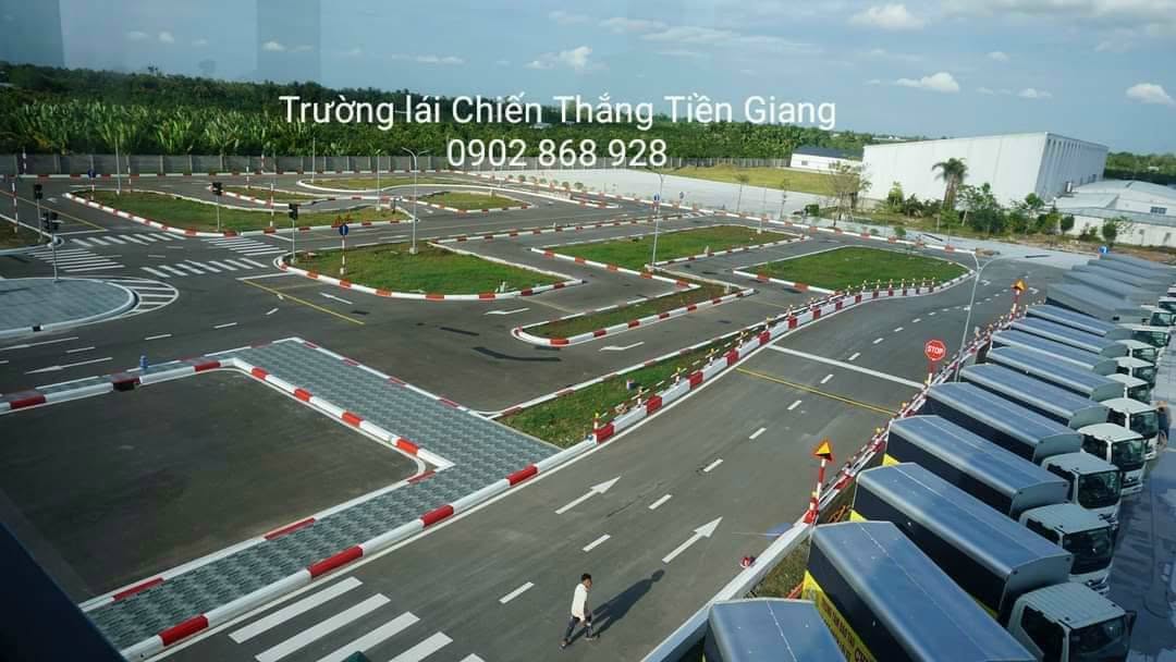 Sân Tập Trường Đào Tạo Và Sát Hạch Lái Xe Chiến Thắng Tiền Giang